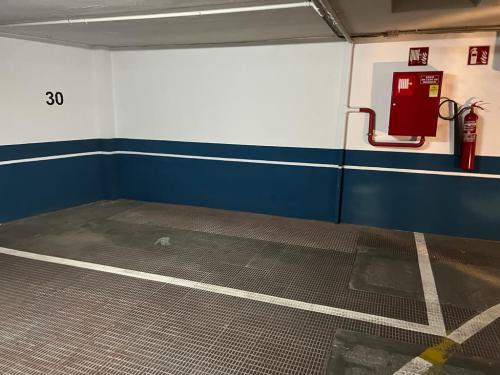 Garaje-en-Calle-de-Lopez-de-Hoyos-123 10
