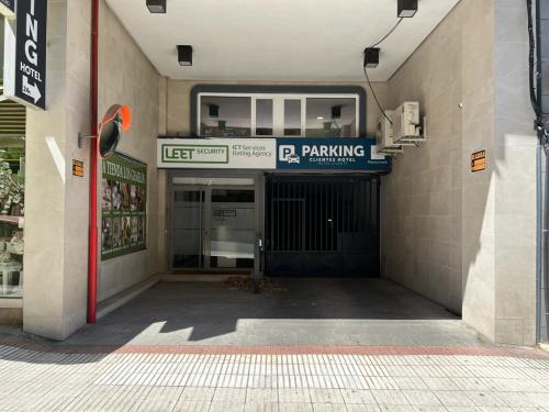 Garaje-en-Calle-de-Lopez-de-Hoyos-123 9